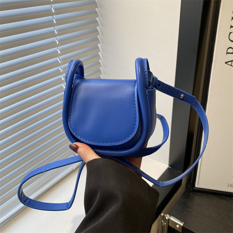 ins' niche new Korean version fashionable solid color handbag, single-shoulder crossbody bag, stylish coin purse full figure