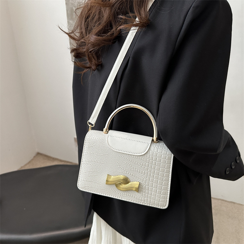 2025 Stone-patterned new Korean-style retro and stylish spring fashion simple crossbody single-shoulder hand-carry small square women's bag details Picture