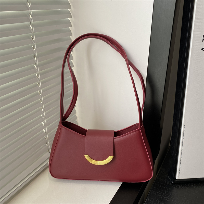 The 2025 new high-quality women's bag in solid color, with a versatile and high-end feel, is a single-shoulder underarm bag for daily commuting and casual wear full figure