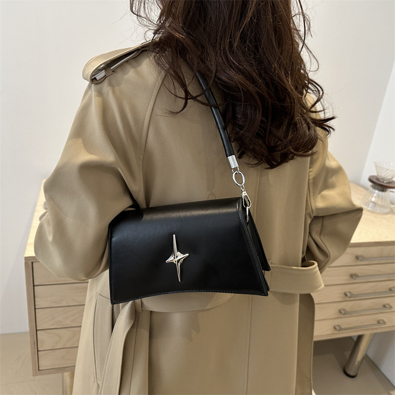 Retro leopard print small square bag for women, Spring 2025 new simple and casual handbag, Korean style trendy single-shoulder crossbody bag Specification drawing