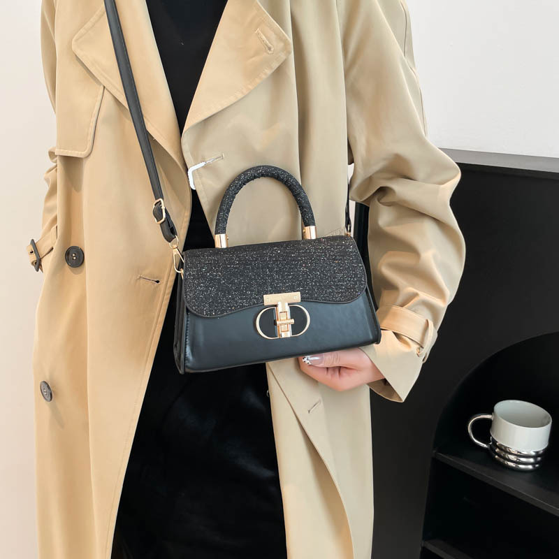 Cross-border Women's 2025 new style high-end spring retro single-shoulder crossbody small square commuter handbag details Picture