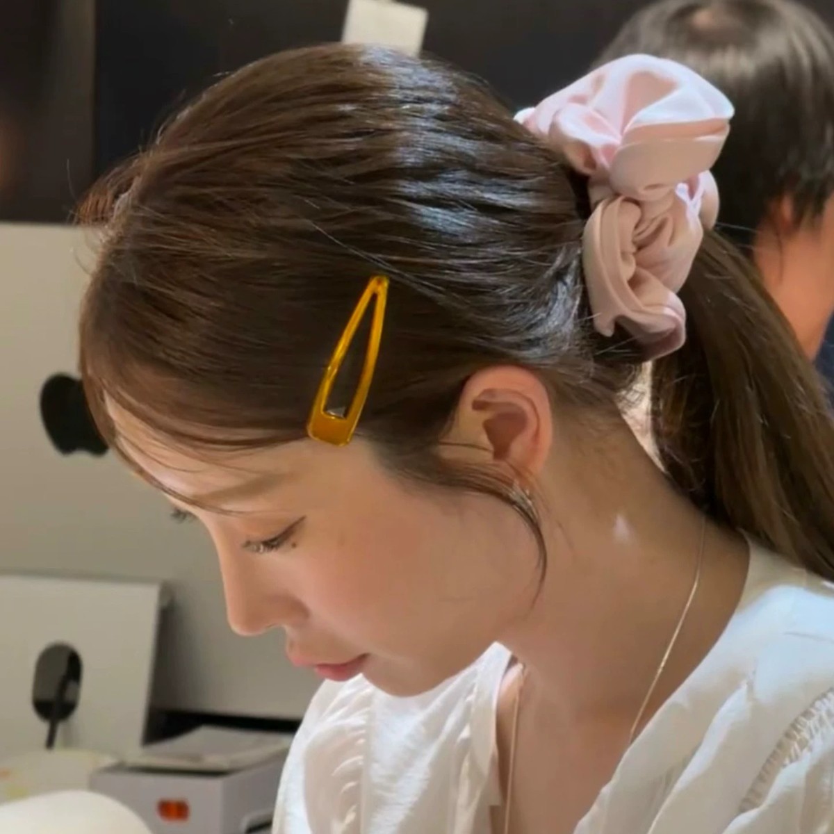 Korean Oni's same style hair accessory, black coffee water drop bb clip, large broken hair bangs clip, oil-dripping side hair clip for women full figure