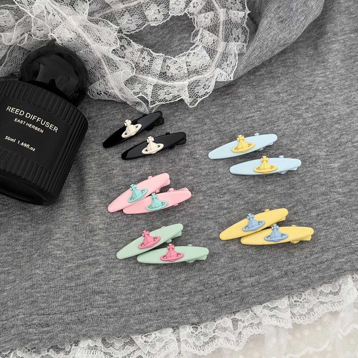 Summer Korean sweet and versatile planet hair clips, colorful vacation style side bangs clips, personalized and exquisite mini hair accessories full figure