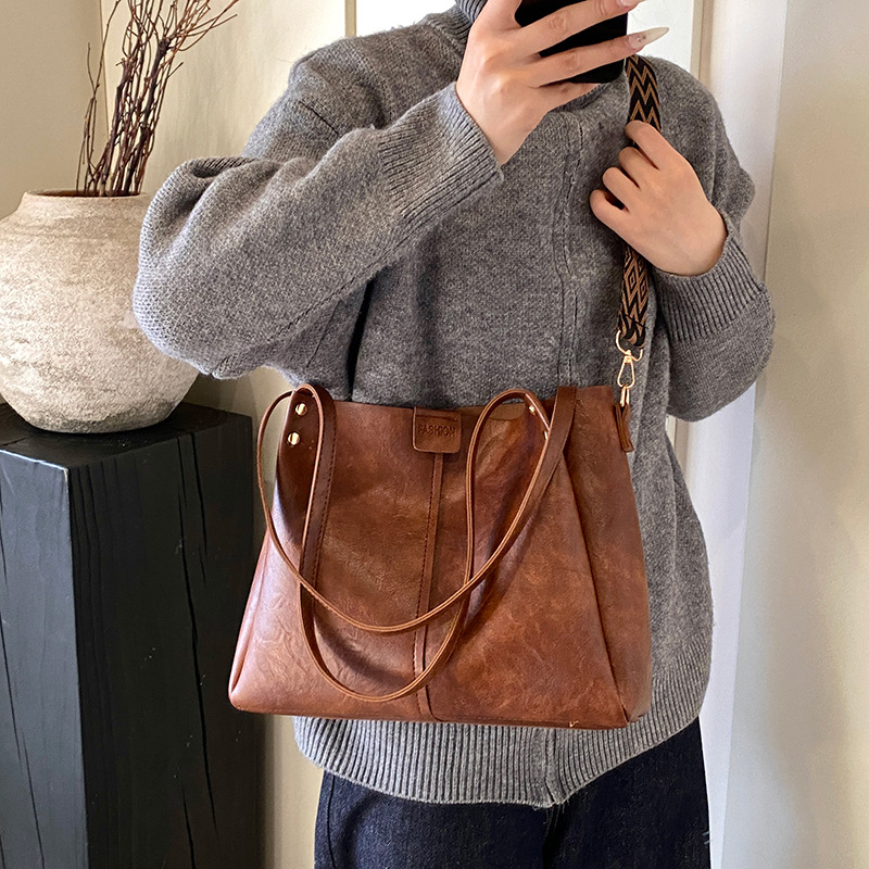 Stylish ladies' large-capacity bag, women's bag 2025 new style, fashionable and high-quality crossbody bag, single-shoulder hand-held tote bag Specification drawing