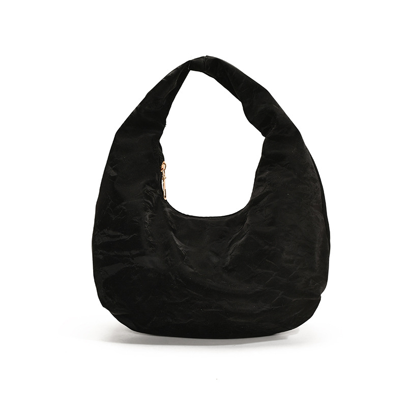 In 2025, the new niche design is popular this year, featuring small and elegant women's bags, single-shoulder commuter underarm bags Item Picture