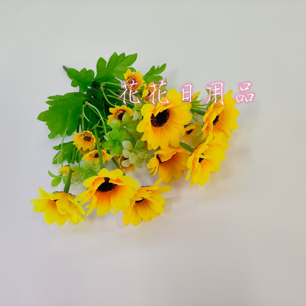 Artificial flowers, fake flowers, bonsai, single 7-pronged sunflowers, vases, wall hangings and other decorative items details Picture