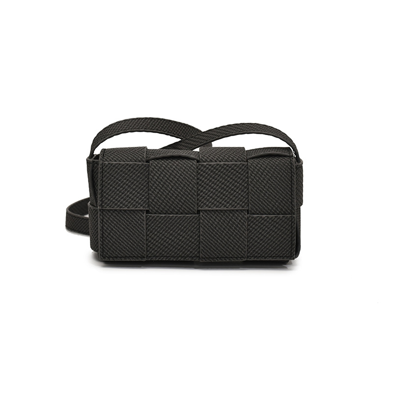 The niche design of the small square bag 2025 new style, trendy and individualistic spring, casual, fashionable and simple crossbody bag and single-shoulder bag Item Picture