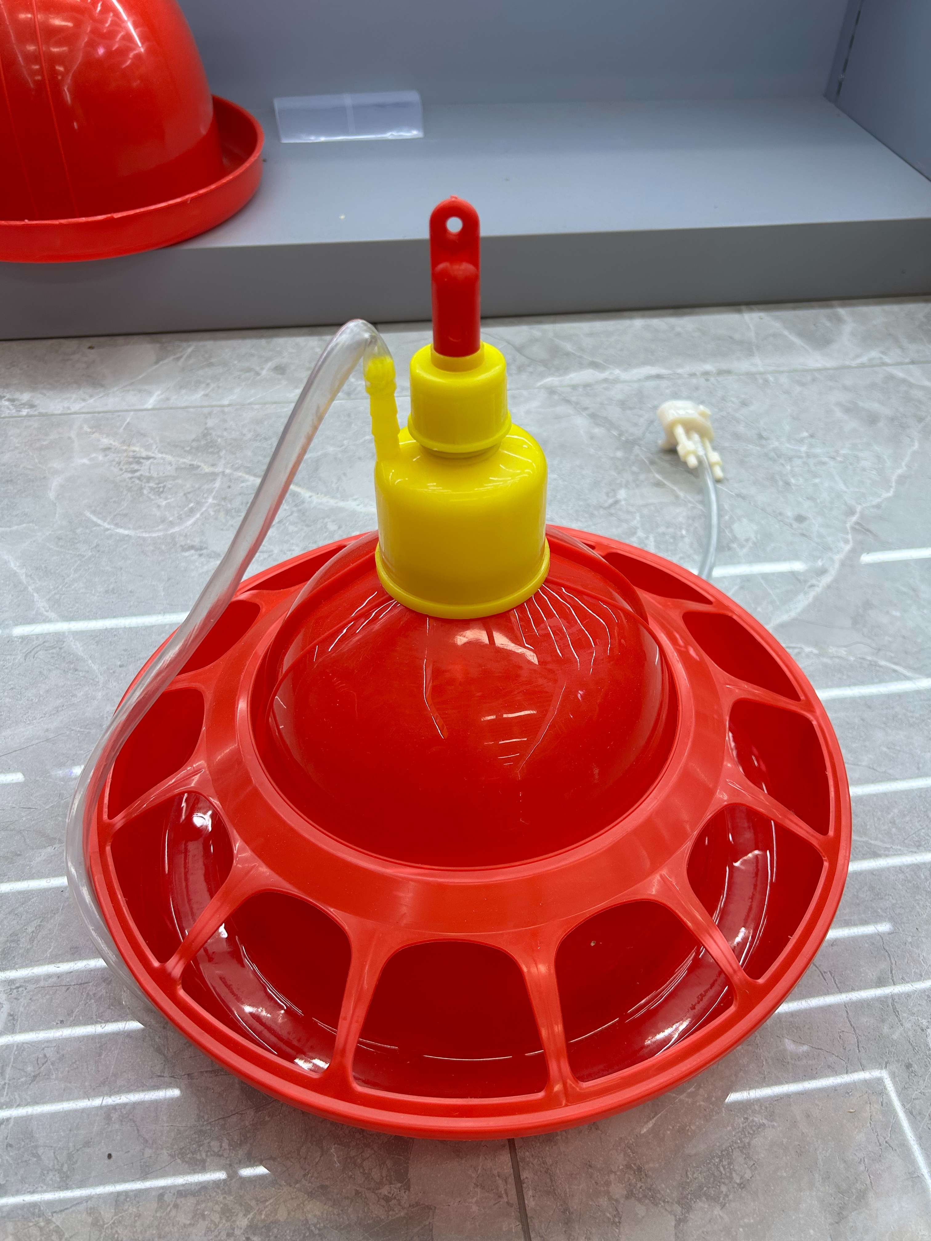 非洲农场鸡鸭鹅喂水器 接水龙头自动续水养殖厂专供 结实耐用 材料结实 可拆卸 大容量 店内多种规格可挑选 价格面议