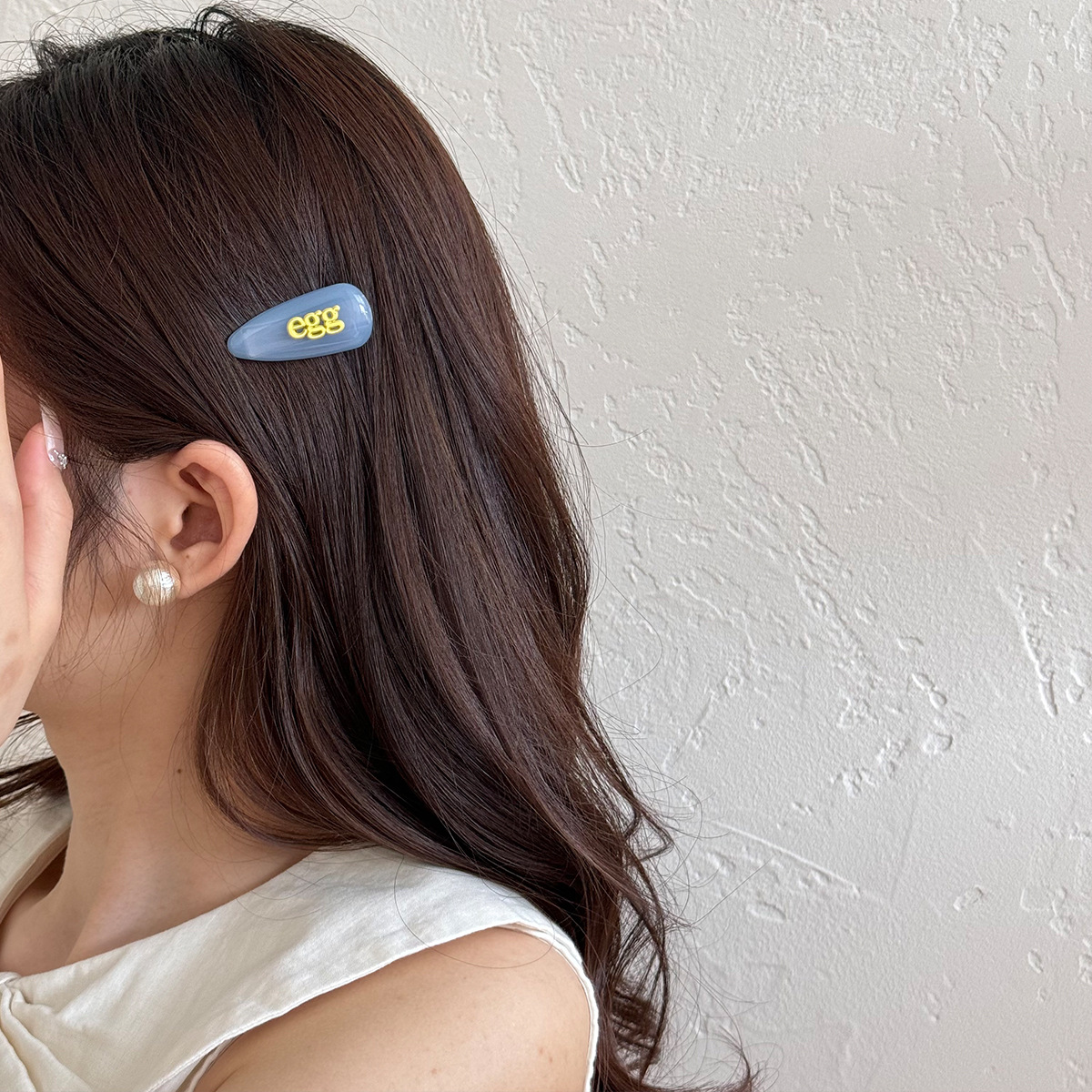 Full of energy, sweet and clear, jelly-like texture, high appearance level, letter hair clips, fashionable and stylish, side broken hair clips, children details Picture