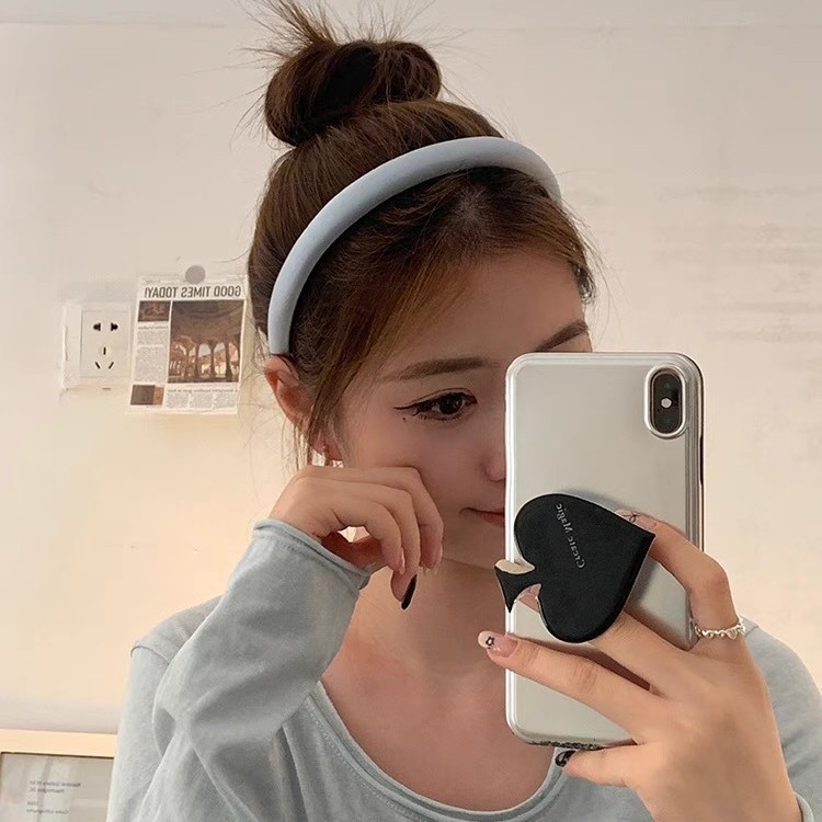 Cool BB blue satin hair band ~ Women's headband for washing face, simple hair clip, Korean headband, hair accessory, hair accessory, hair clip Application Scenario