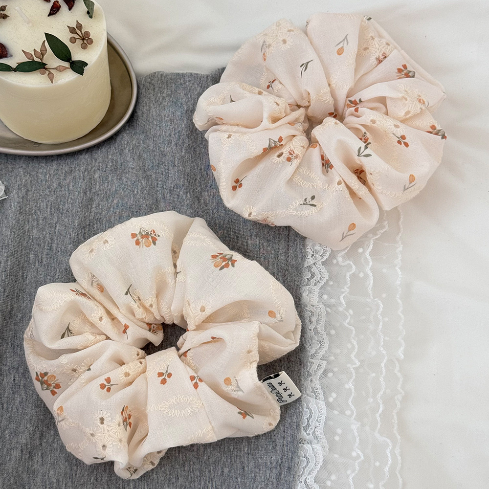 Korean style fresh light yellow large intestine hair band for women 2025 New Korean-style hair bun hair accessory versatile headband full figure
