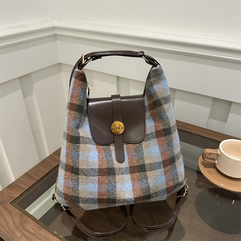 Woolen checkered backpack for women's spring 2025 New style, trendy school-style tote bag, casual large-capacity crossbody bag full figure