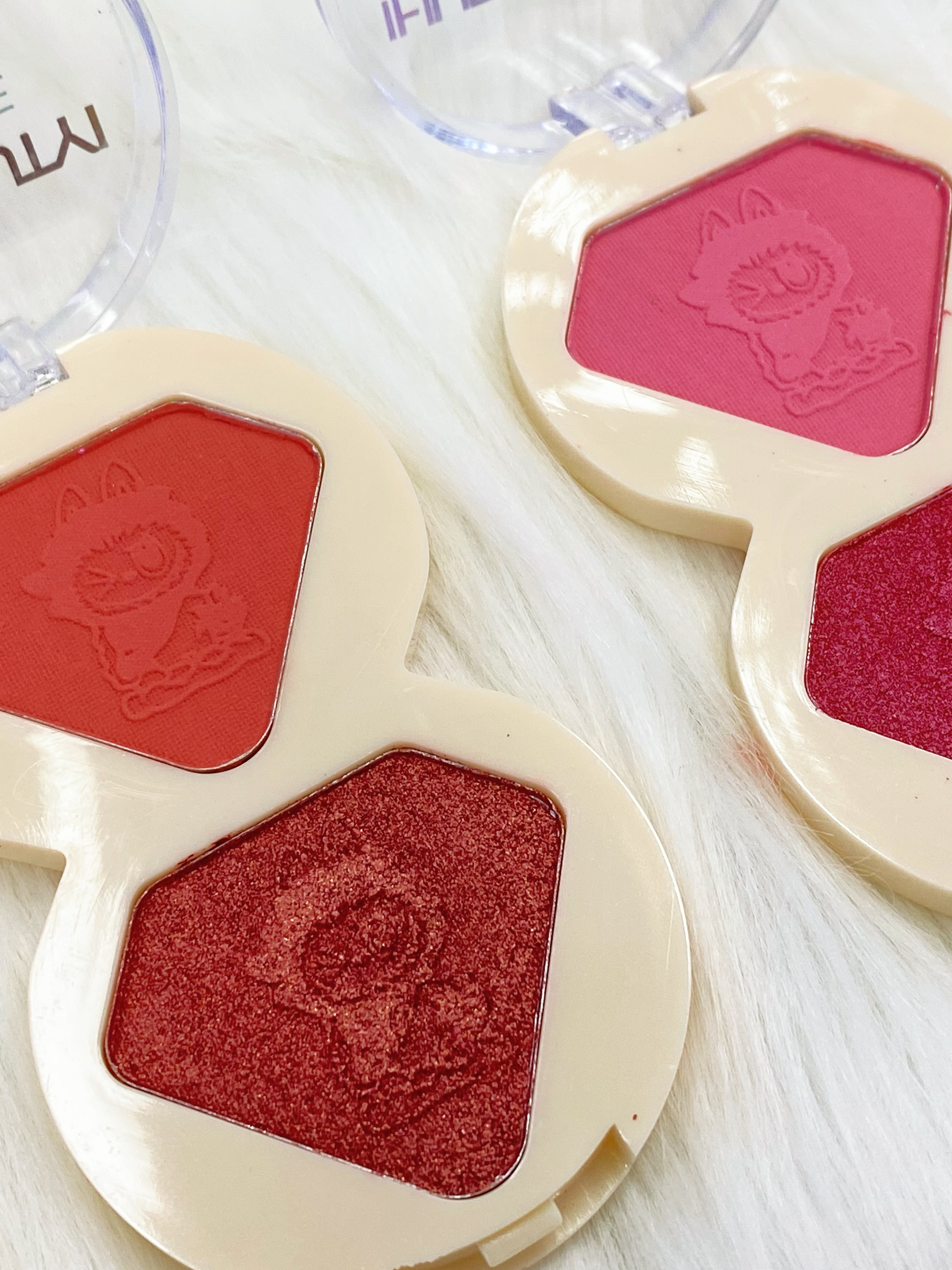Smooth and glossy two-color blush rouge, long-lasting color application, not easy to smudge, natural matte contouring, lazy blush for women Specification drawing