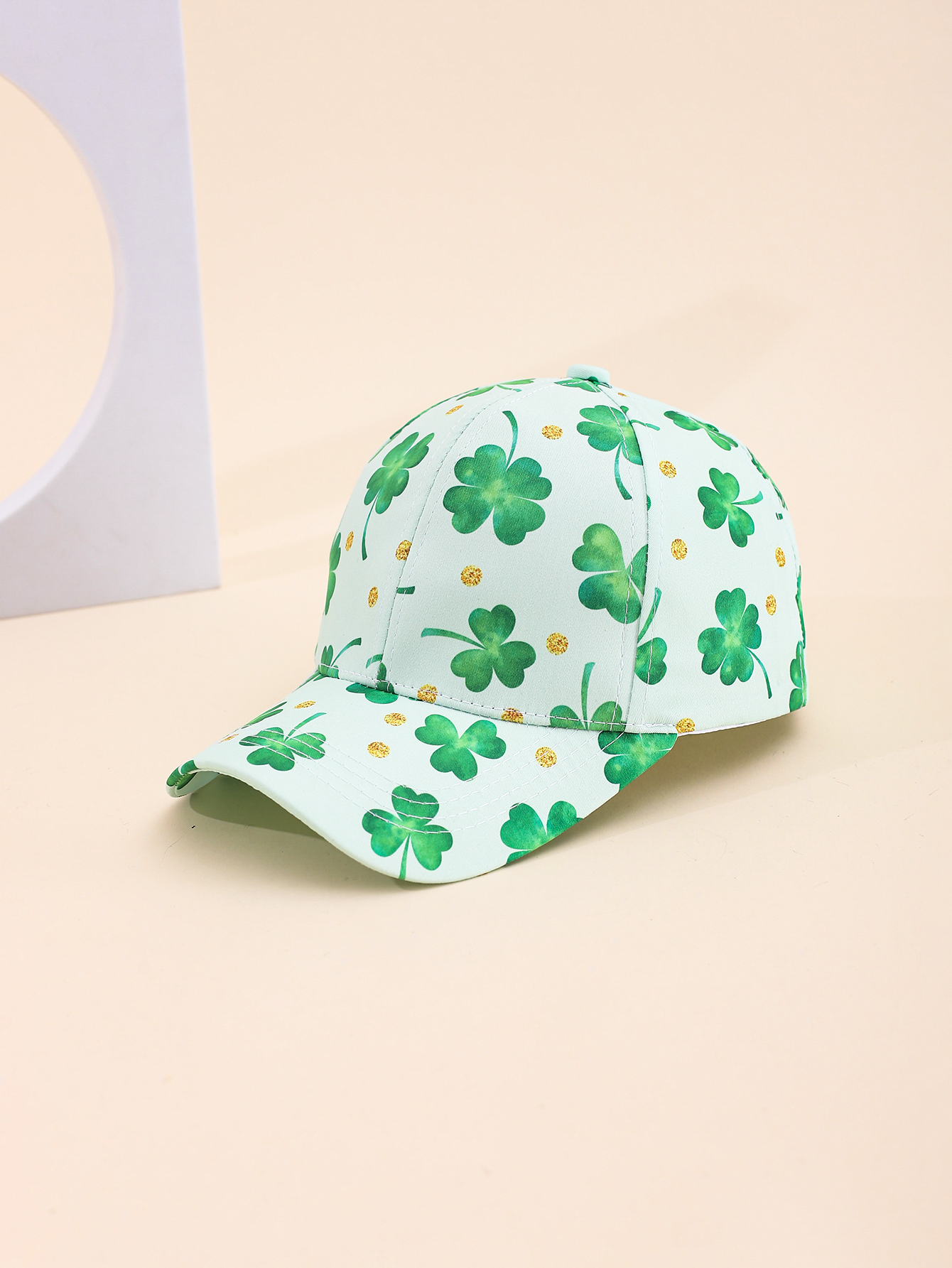 Spring and summer cross-border European and American bestsellers: Lucky four-leaf clover printed baseball caps, outdoor travel sun protection and shading adult baseball caps, adjustable for foreign trade Item Picture