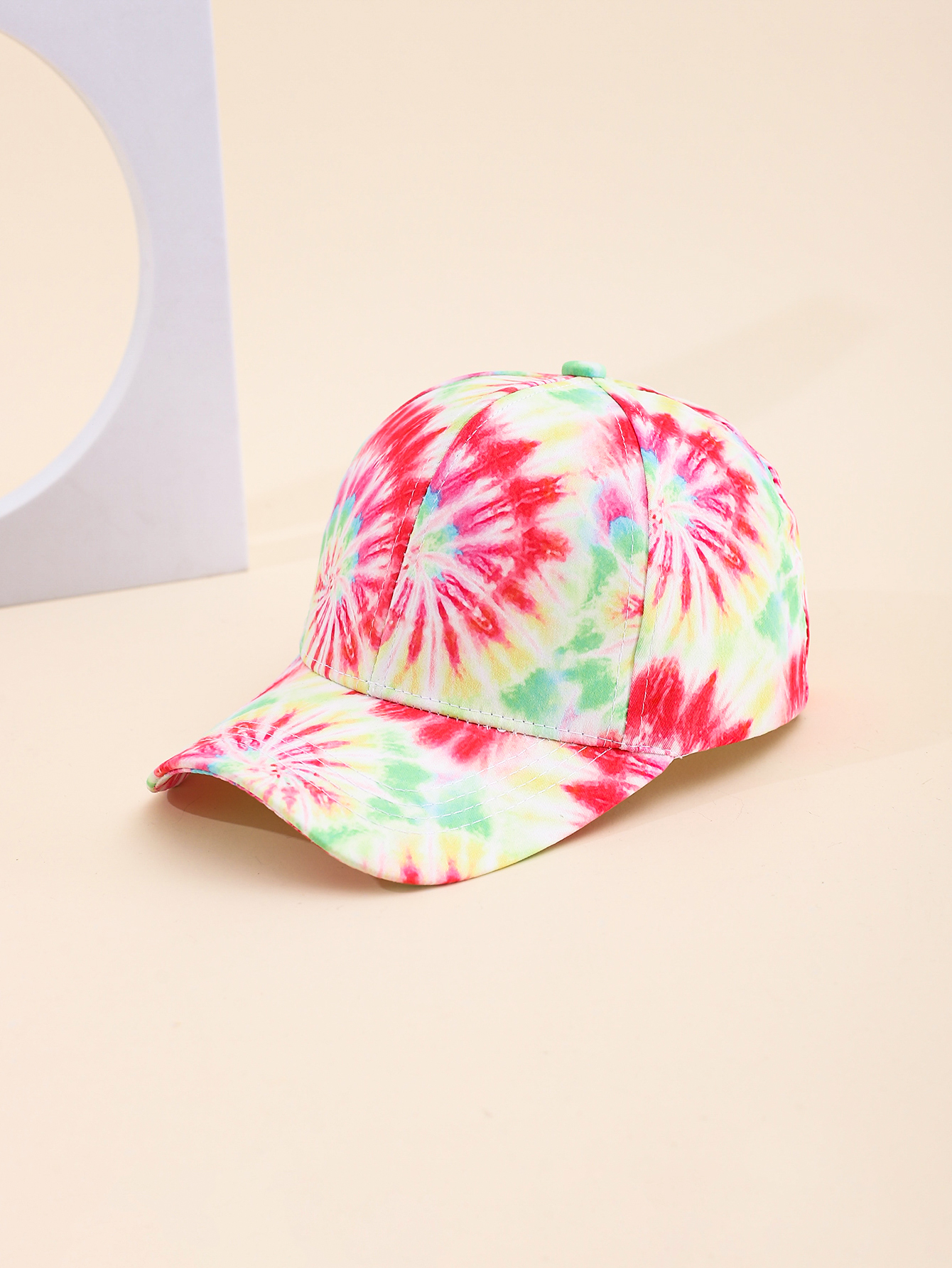 Spring and summer cross-border European and American bestsellers: light-colored and large-print baseball caps with shading and graffiti, outdoor travel, sun protection, adult baseball caps, adjustable for foreign trade Specification drawing