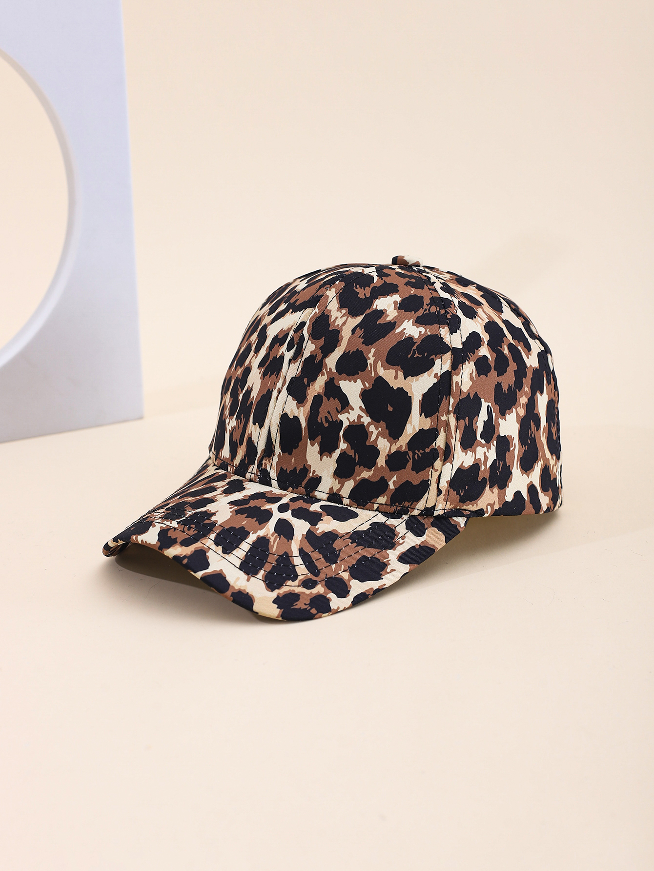 Spring and summer cross-border European and American bestsellers leopard print baseball caps, outdoor travel sun protection and shading adult baseball caps, adjustable for foreign trade Specification drawing