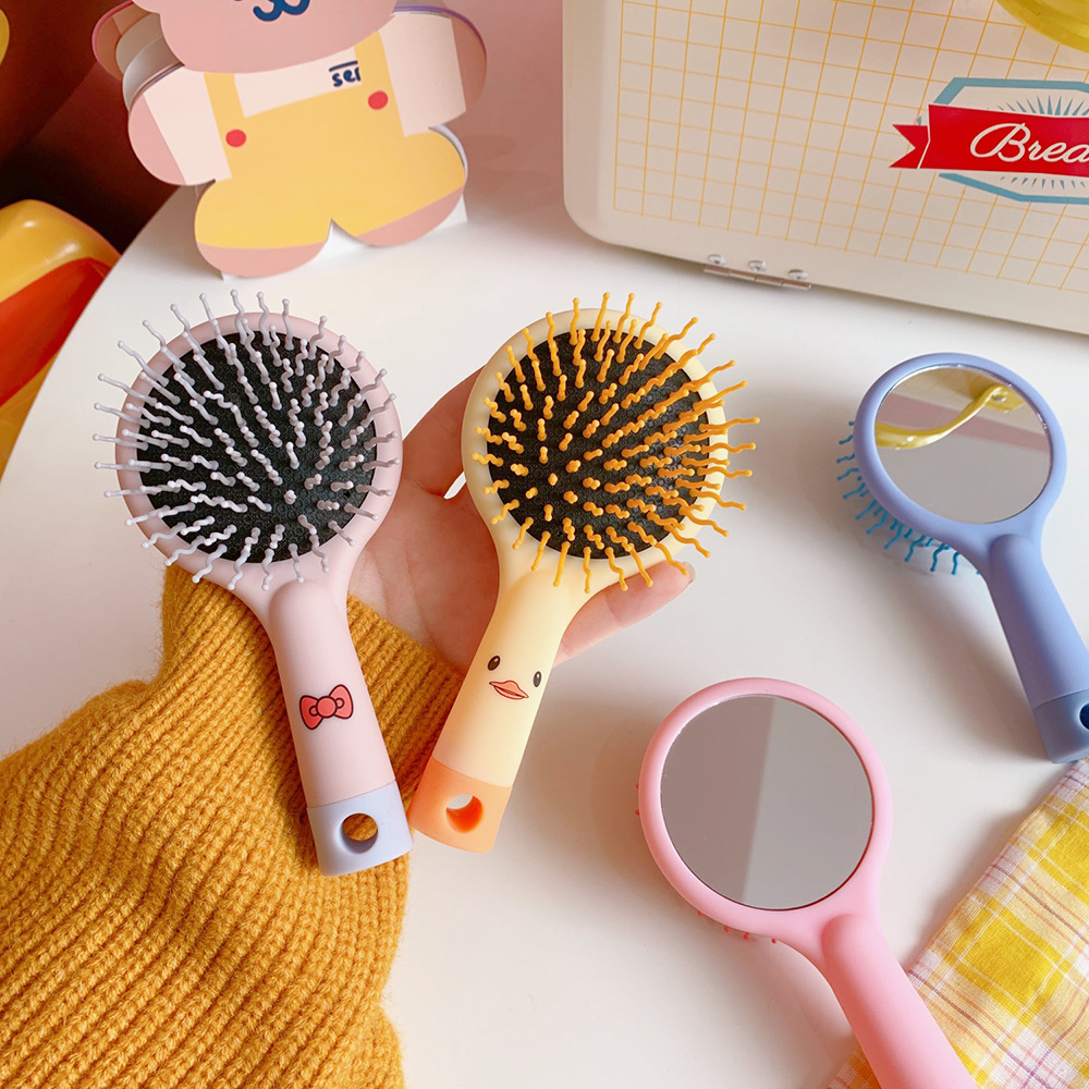 ins cute cartoon soft and adorable mirror integrated mini portable comb airbag air cushion massage comb Application Scenario