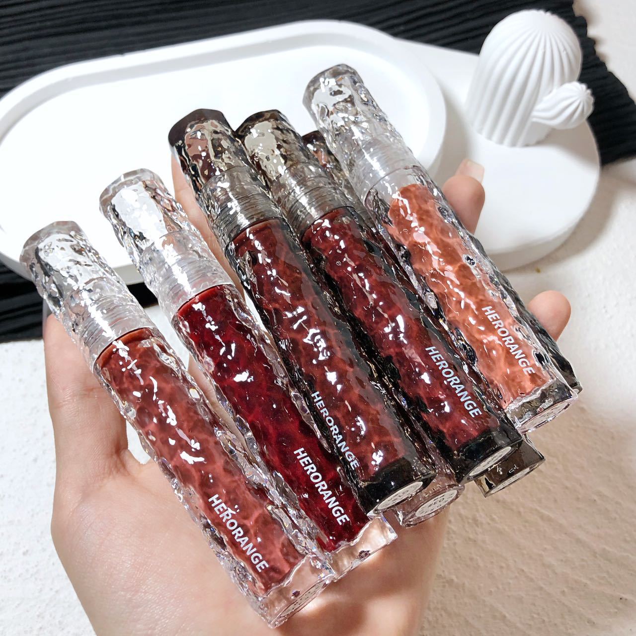 HERORANGE~ Ice River Rock Mirror Lip Gloss, long-lasting moisturizing, non-stick cup, natural whitening, water-like luster glass lip gloss full figure
