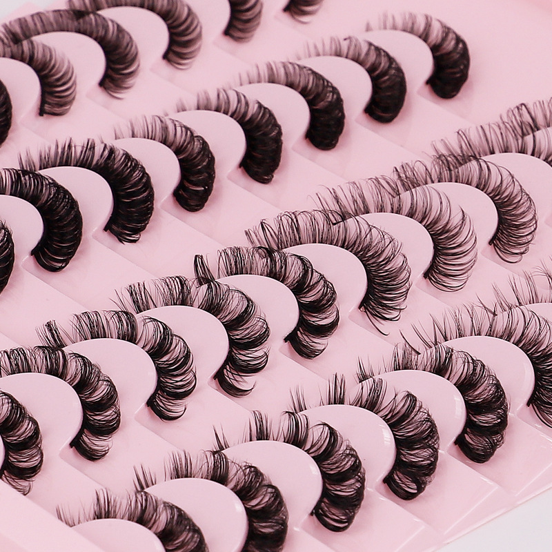 The new product is selling well. There are 20 pairs of large-curved Russian and European and American thick and multi-layered false eyelashes to choose from Application Scenario