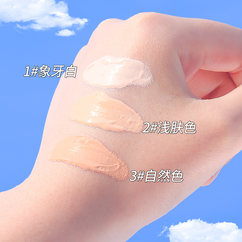 This hydrating and clear foundation liquid provides moisture, concealer, oil control, long-lasting makeup without smudge, and is less prone to powder sticking. It offers a natural nude look and is affordable for students Application Scenario