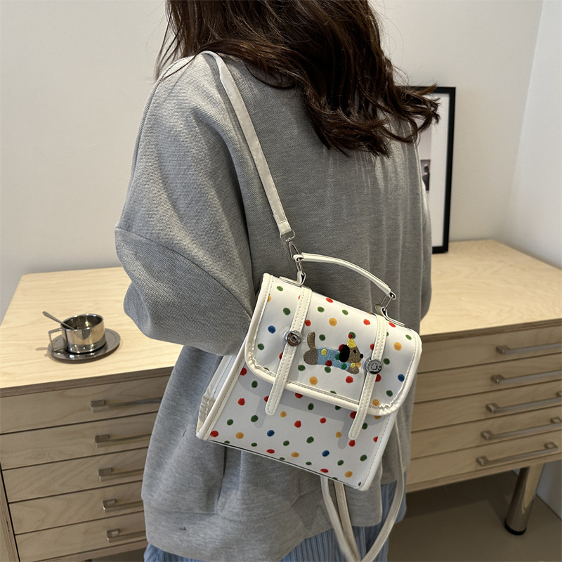 Cute cartoon Dachshund backpack for women 2024 new multi-functional bag, fashionable commuting single-shoulder crossbody small square bag Application Scenario