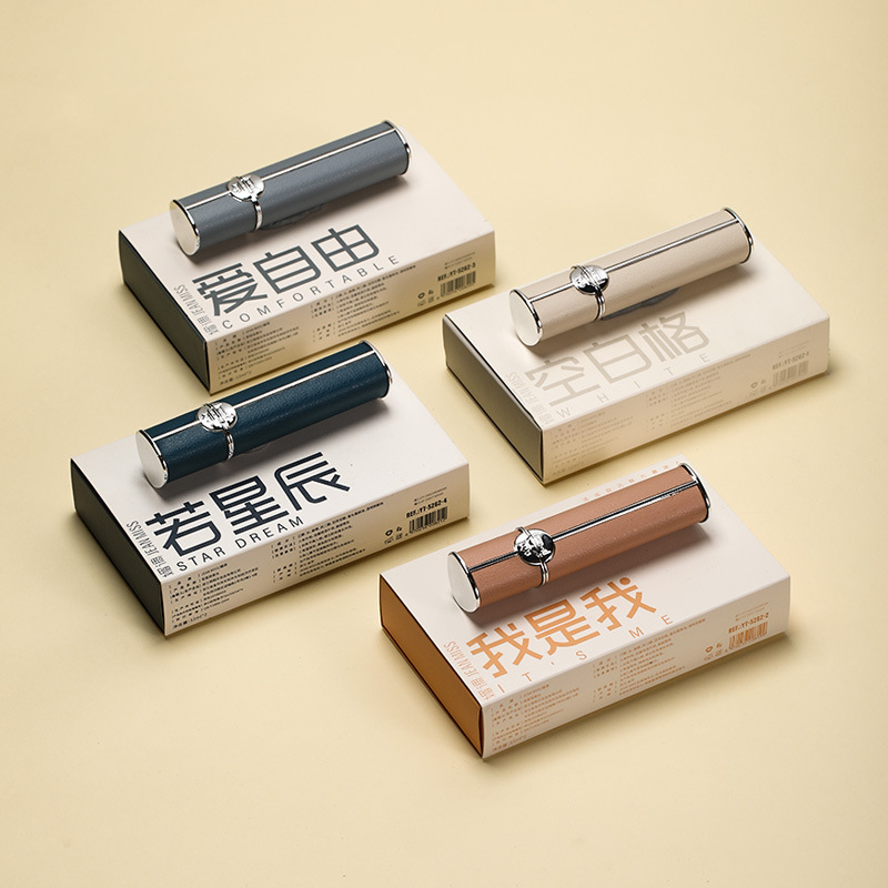 Xiaocheng Yixiang's new lambskin women's perfume is a popular online hit and a niche portable perfume for students. Wholesale 24ML full figure
