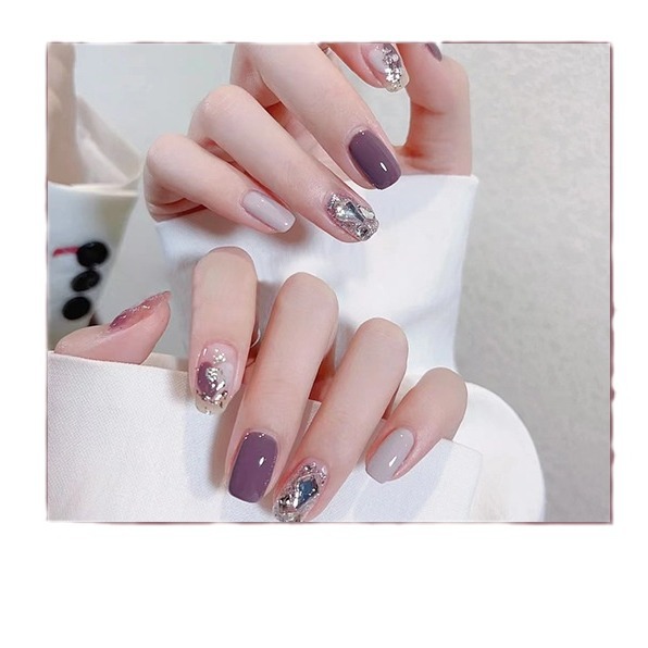 Pure desire, fairy-like charm, diamond-shaped wearing armor, whitening nail art, a must-have for autumn and winter, shining nail art 24-piece set Item Picture