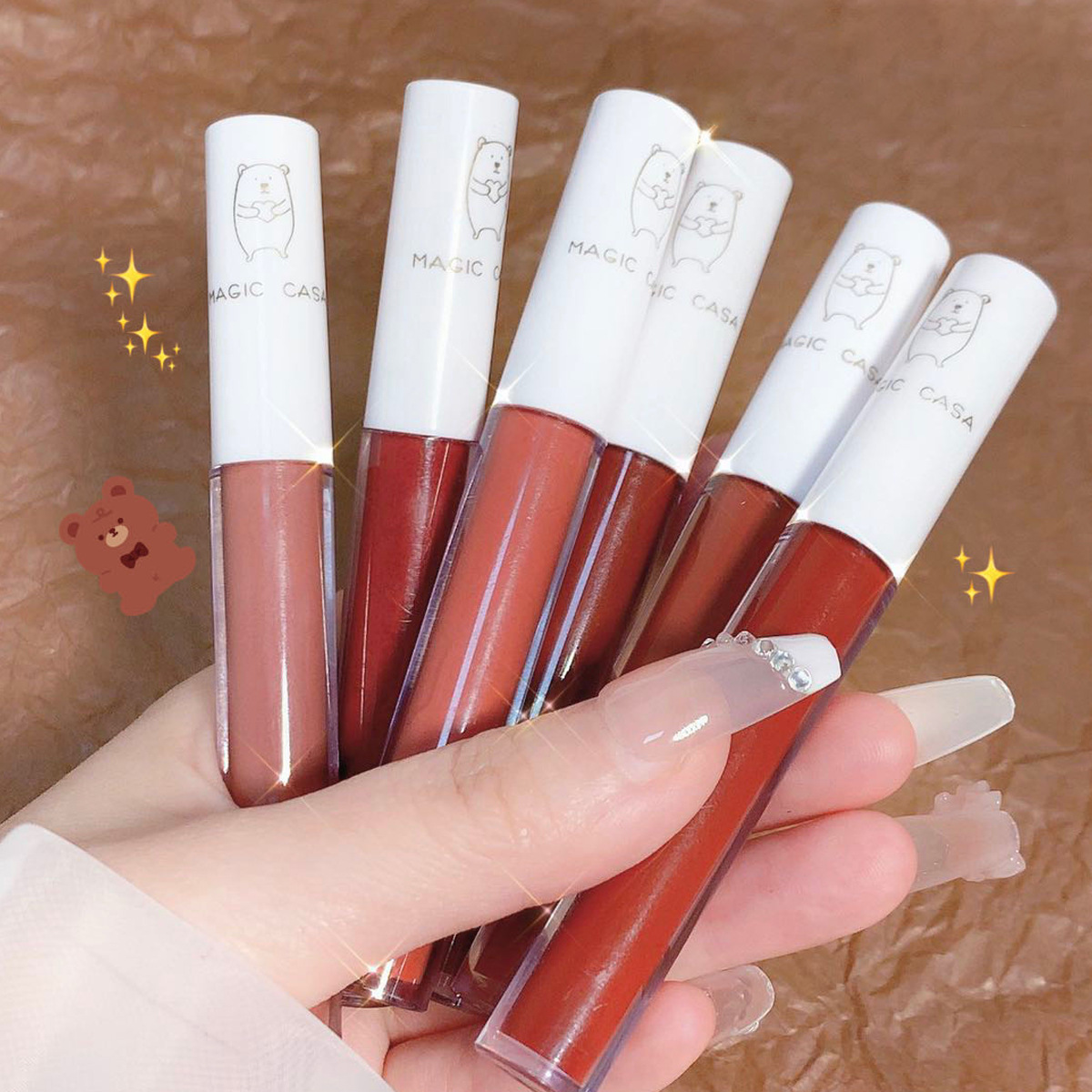 MAGIC CASA Heart-shaped Bear Lip Gloss Six-piece Set does not fade easily Application Scenario