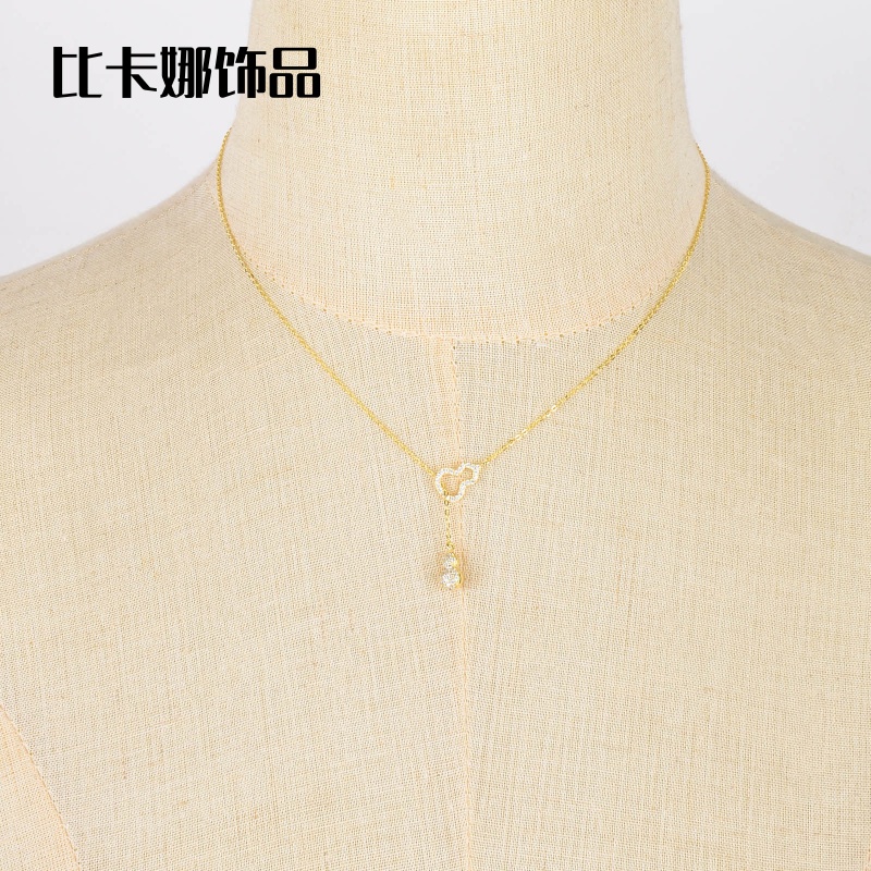 项链/珍珠项链/不锈钢饰品/珍珠/银饰白底实物图