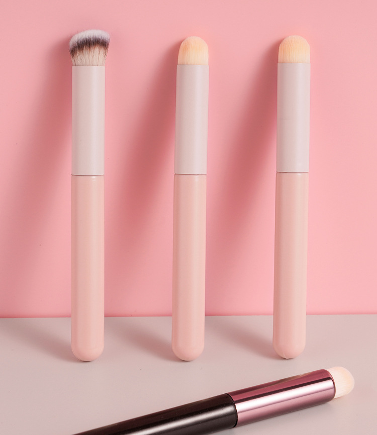 Jiaqi recommends round-headed lip brushes, lipstick brushes, concealer brushes, lip smudging makeup brushes for girls, and portable makeup lip brushes full figure