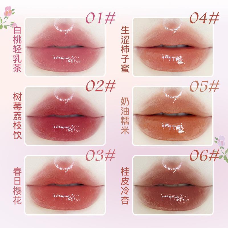 NOVO Water Crystal Refractive Lip Gloss is waterproof, does not fade easily, does not stick to the cup, and is a low-saturation student lipstick that makes you look fair without makeup Application Scenario