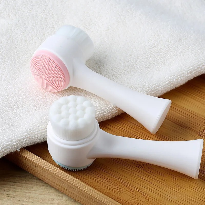 Wholesale manual facial cleansing brushes, silicone soft bristle cleansing brushes, 3D double-sided facial cleansing devices, pore cleaning and makeup removal brushes in stock full figure