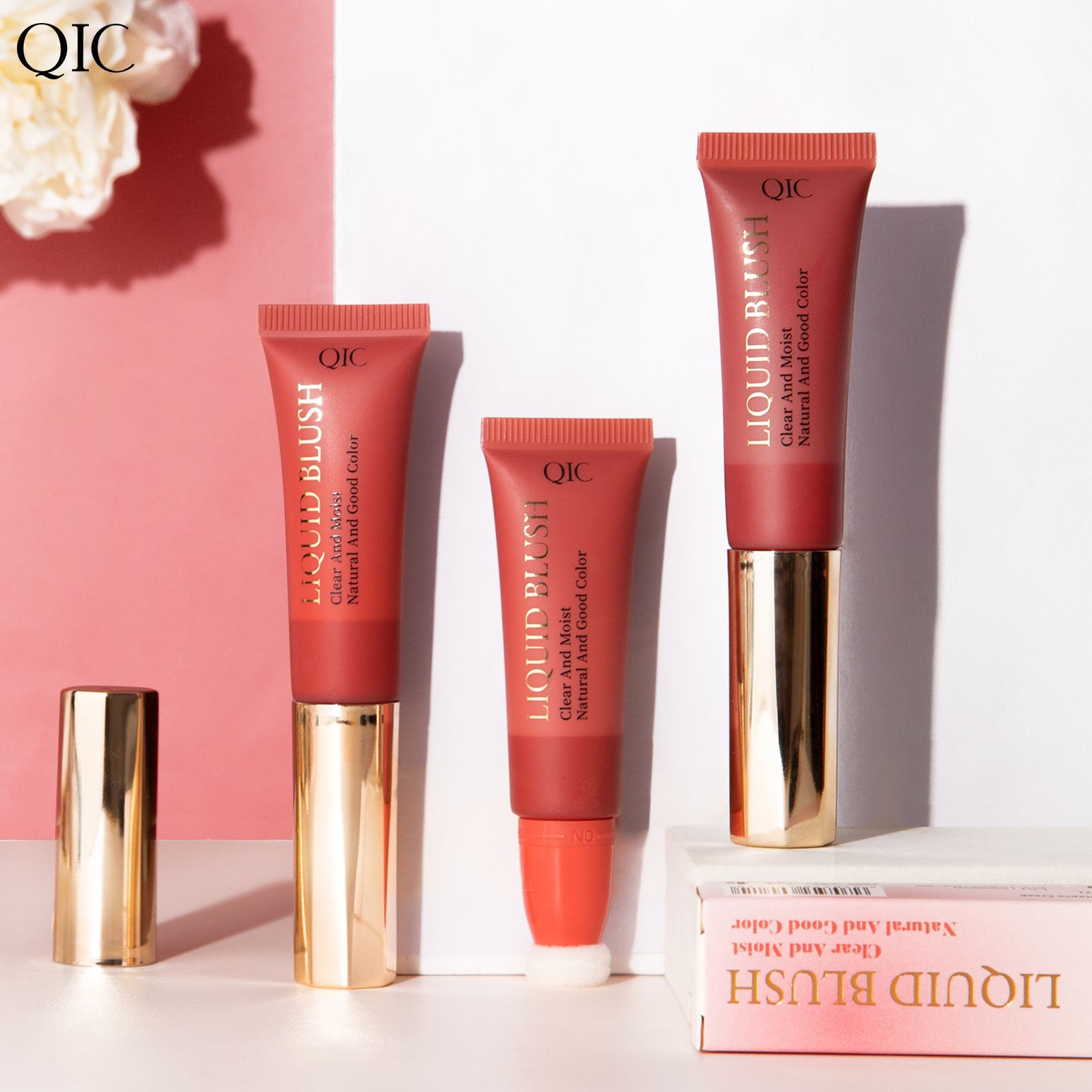 QIC Qini CAI Sponge Blush for Head, Lip and Cheek, Hydrating, Easy to Spread, Smooth and Long-lasting Liquid Blush Application Scenario
