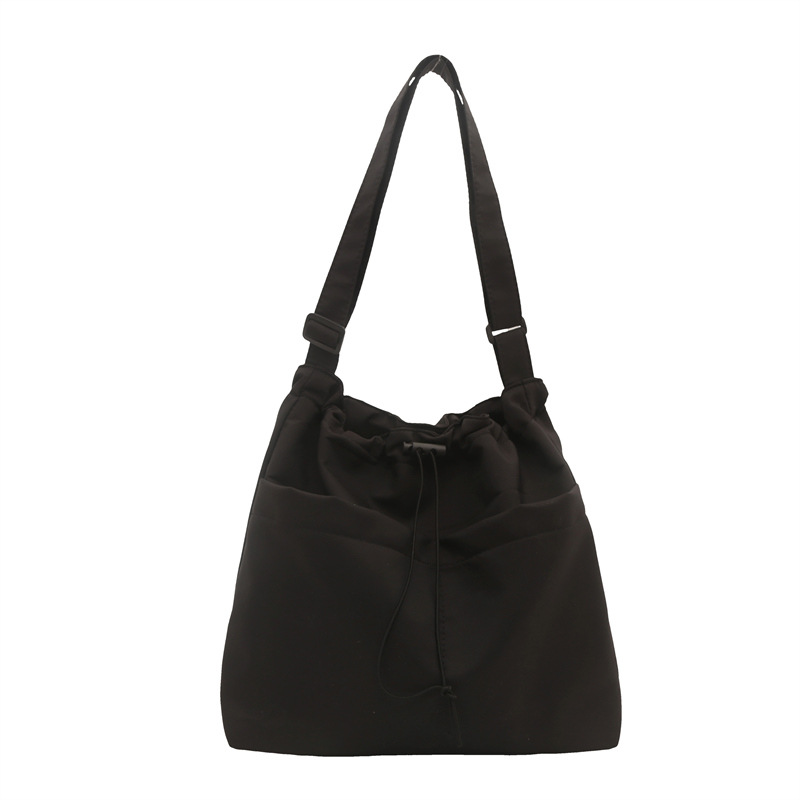 The popular autumn and winter bags for women in 2024: large-capacity crossbody bag, Tote commuter bag, single-shoulder bag, soft Item Picture