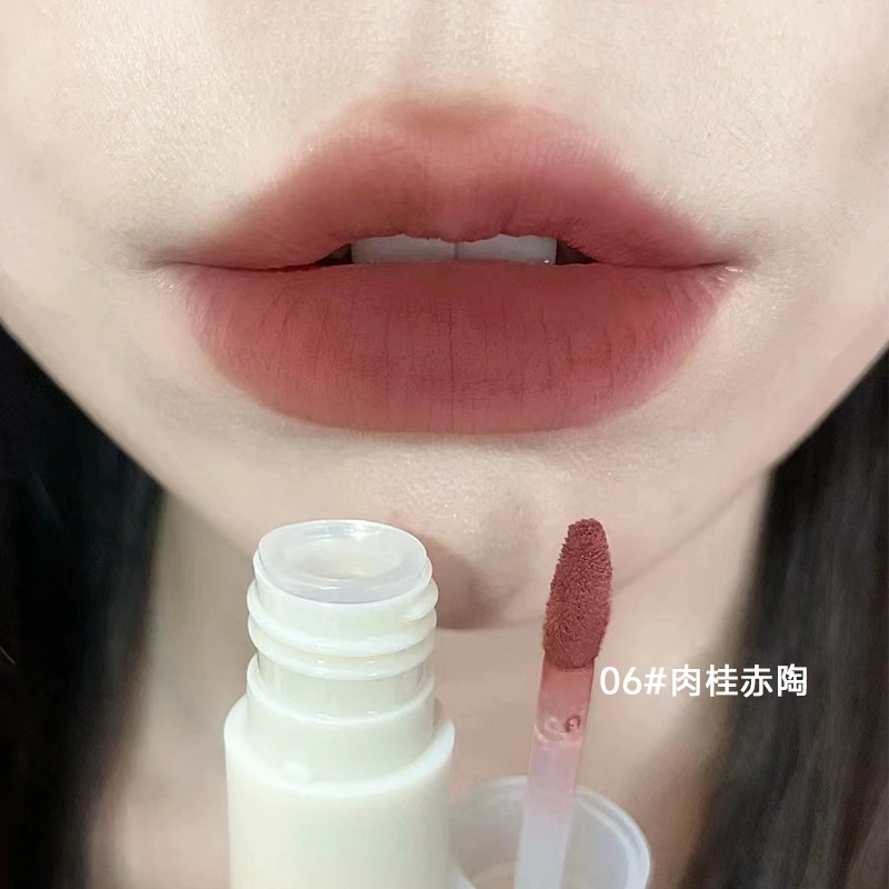 kobeleen lip gloss with velvet matte finish, does not fade and does not stick to cups. Nude lip gloss for students Specification drawing