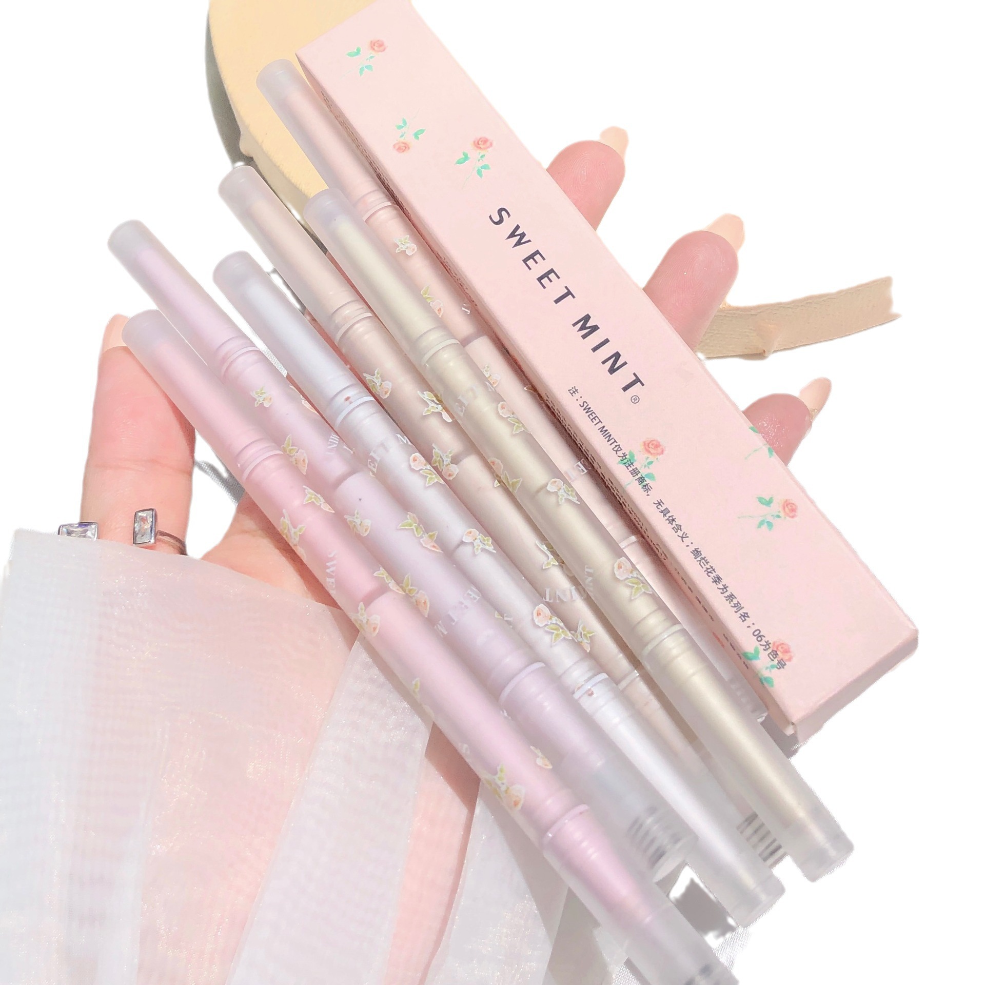 SWEET MINT's Splendid Flower Season Double-headed Silkworm pen with pearlescent and matte finishes to brighten the eyes and face, down to two-in-one Item Picture