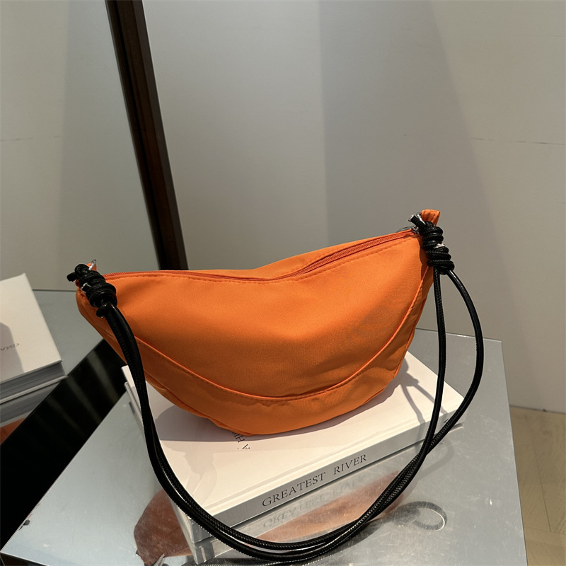 Oxford fabric 2024 casual new style with contrasting colors, light and simple, single-shoulder crossbody, underarm dumpling bag for women full figure