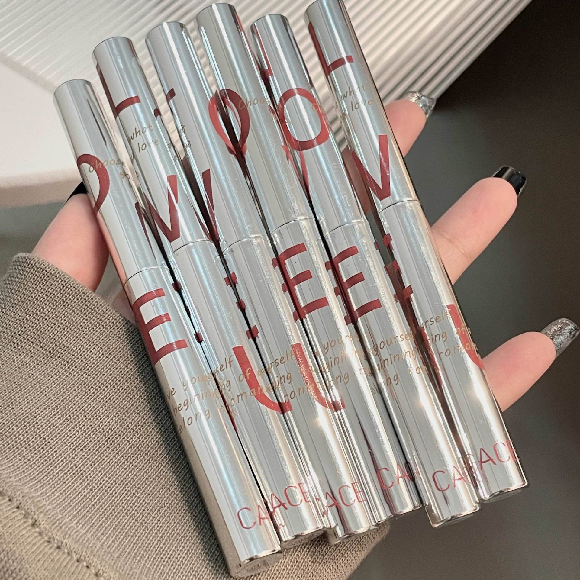 CACE Love Small Silver Tube Lipstick Semi-matte Non-Drying Long-lasting Lip Gloss Autumn and Winter New Product Affordable one-piece consignment full figure