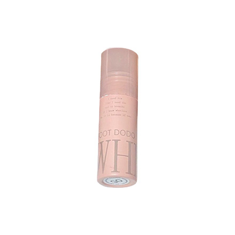 Toot Dodo Misty Velvet Lip Gloss is not prone to fading and is suitable for both lips and cheeks. It is a domestic makeup product that can make female students look fairer Item Picture