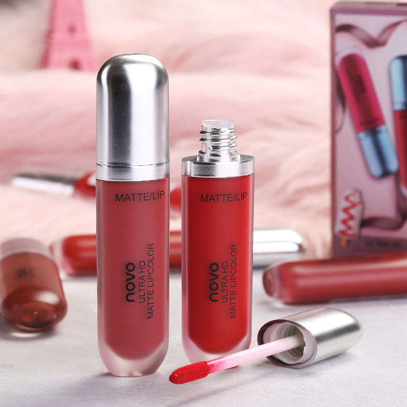 novo cream ice cream velvet Lip gloss matte lip Paste does not fade or stick to cups. Affordable student lipstick full figure