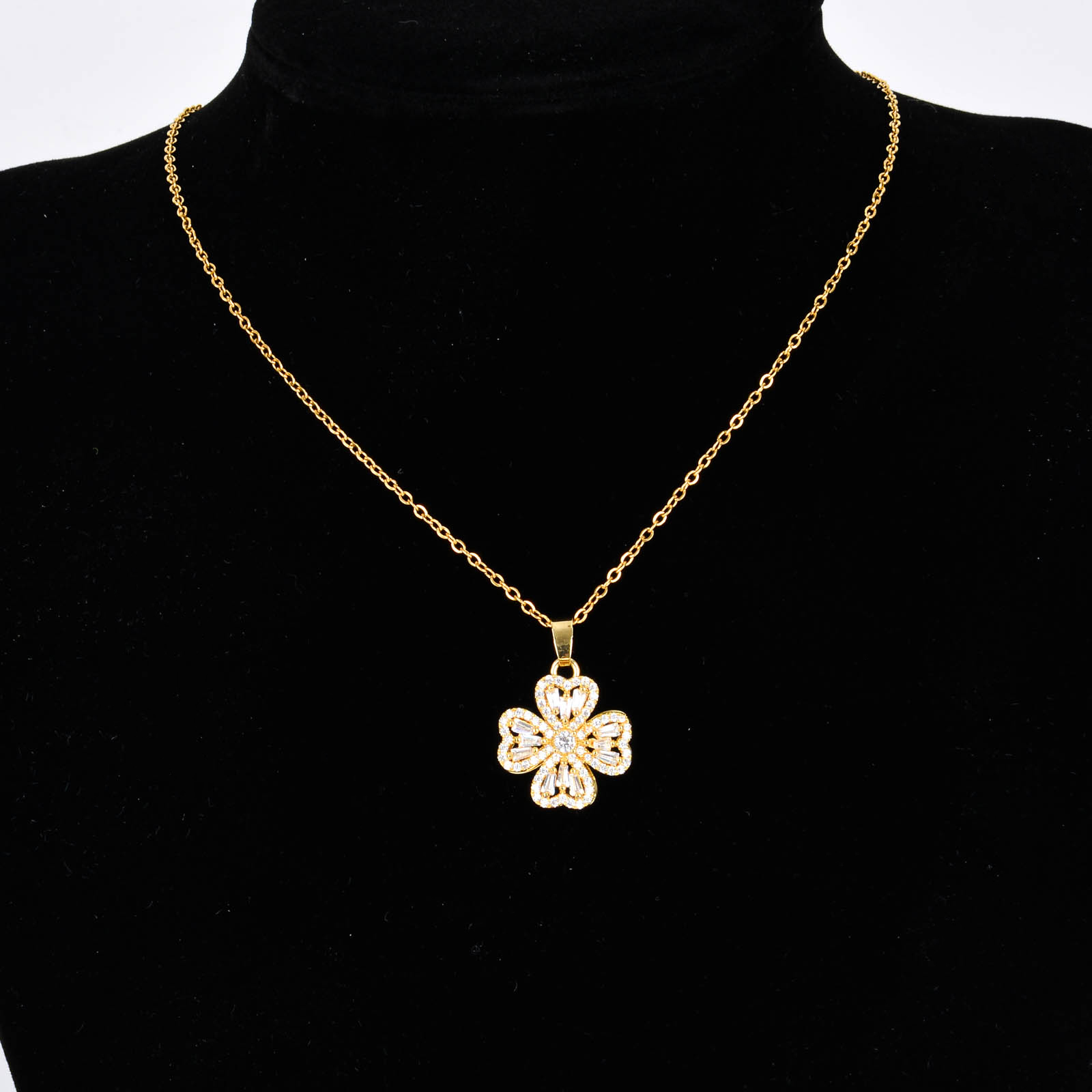 旋转四叶项链女微镶白锆石可转动爱心女锁骨链