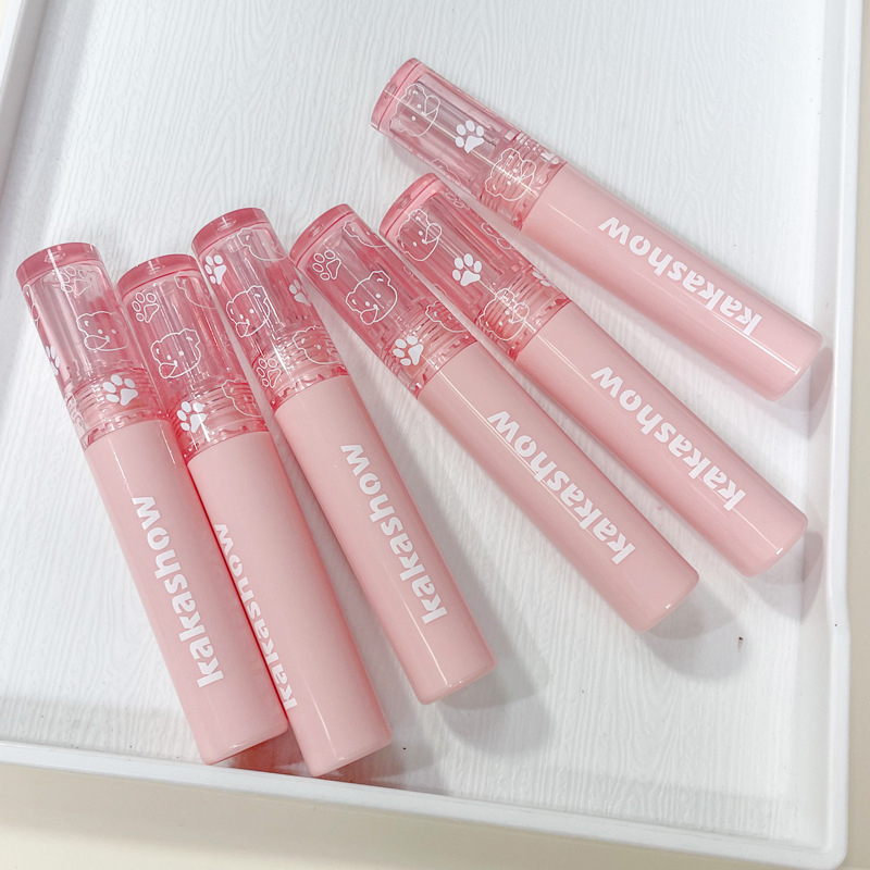 kakashow Bubble Bear Lip Gloss matte, velvet, red lip, honey clay, pure to look fair, not easy to stick to cup lip gloss Application Scenario