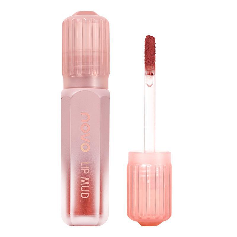 NOVO Misty Casual Air-like Lip Mud is a water-resistant and non-fading lipstick for students to look fair without makeup. It's suitable for both lips and cheeks Item Picture