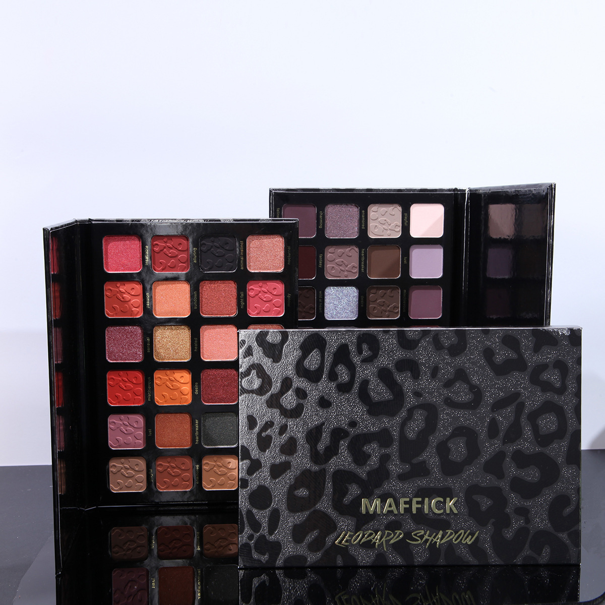 Cross-border bestseller MAFFICK 24-color leopard print eyeshadow palette, chameleon pearlescent matte makeup effect details Picture