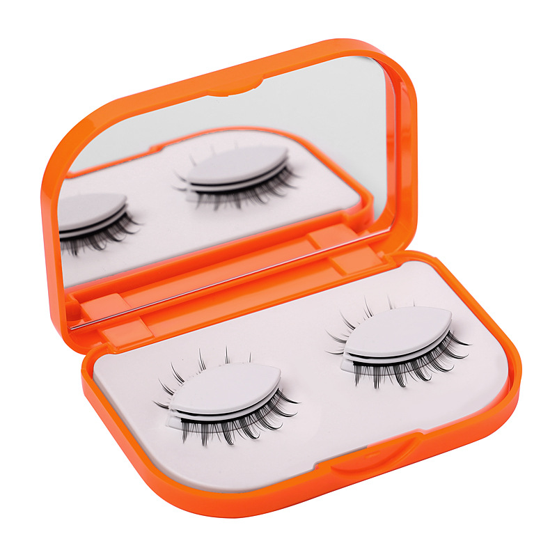 New two-pair self-adhesive false eyelashes, Japanese-style little devil, glue-free self-adhesive false eyelashes, jelly tape self-adhesive eyelashes Application Scenario