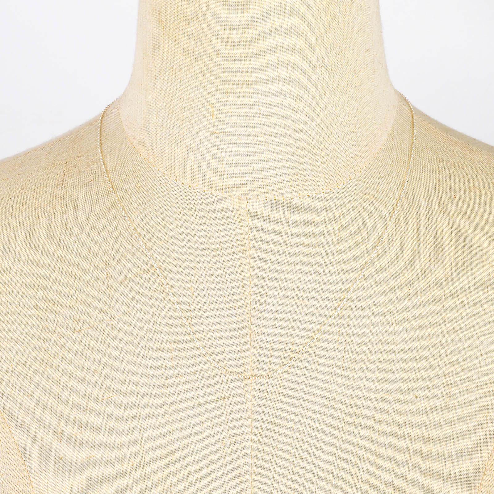 Pure Desire Summer Sweet Bow Necklace, women's light luxury and niche design sense collarbone chain, 2025 new style Application Scenario