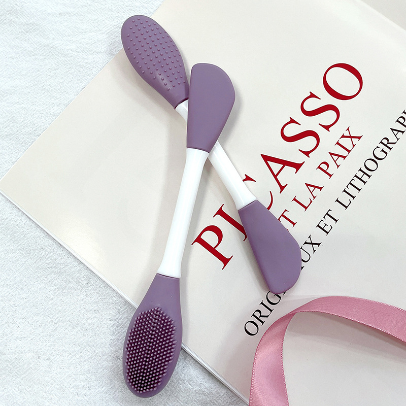 Portable purple double-head silicone mask brush, short-handled soft brush, application-based mask brush, facial cleansing brush Specification drawing