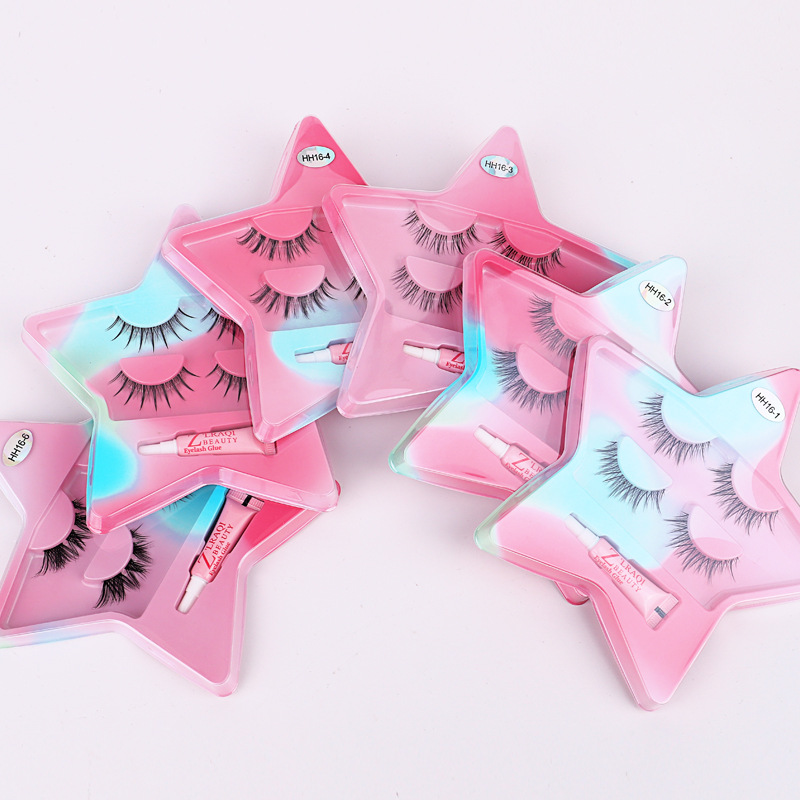 New Little Devil 2 pairs of false eyelashes, natural and realistic sharpened eyelashes, soft and transparent stems, two pairs of eyelashes Application Scenario