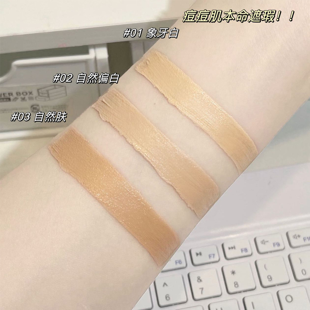 Art Value Hydrating Concealer is moisturizing and adheres to the skin without sticking. It is a powder concealer and brightening foundation that goes well with nude makeup Application Scenario