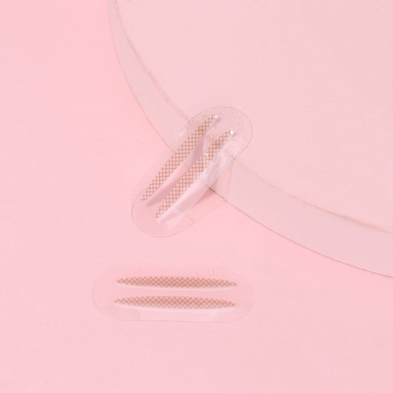 LMLTOP100 Natural Invisible Double Eyelid Stickers, Seamless Mesh Lace Skin Tone Beauty Stickers -060 Application Scenario